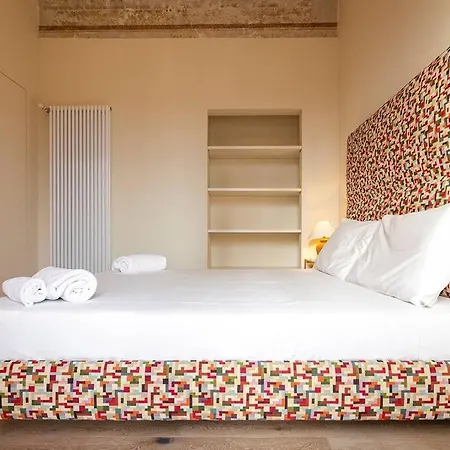 Apartament Casa Aldrovandi: Elegante E In Centro Storico