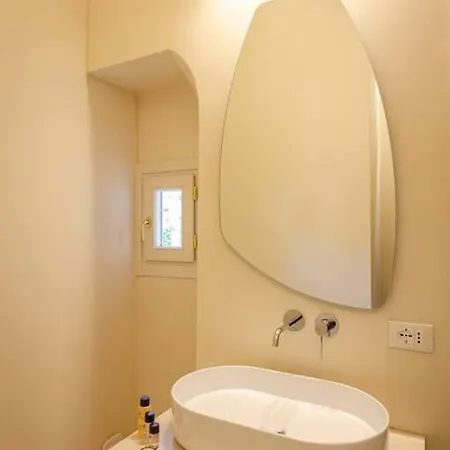 Apartament Casa Aldrovandi: Elegante E In Centro Storico Bolonia