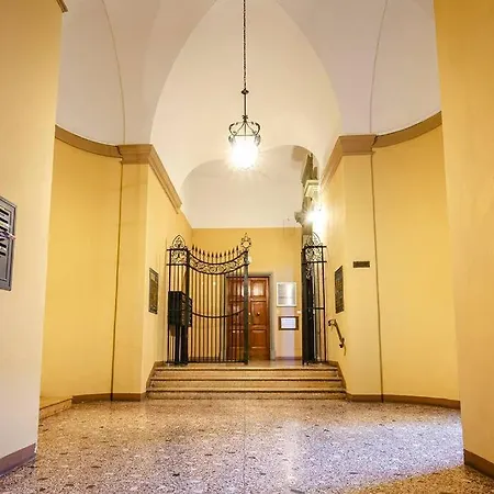 Casa Aldrovandi: Elegante E In Centro Storico *