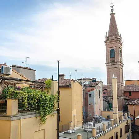 Casa Aldrovandi: Elegante E In Centro Storico * Bolonia