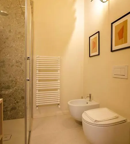 Casa Aldrovandi: Elegante E In Centro Storico 博洛尼亚