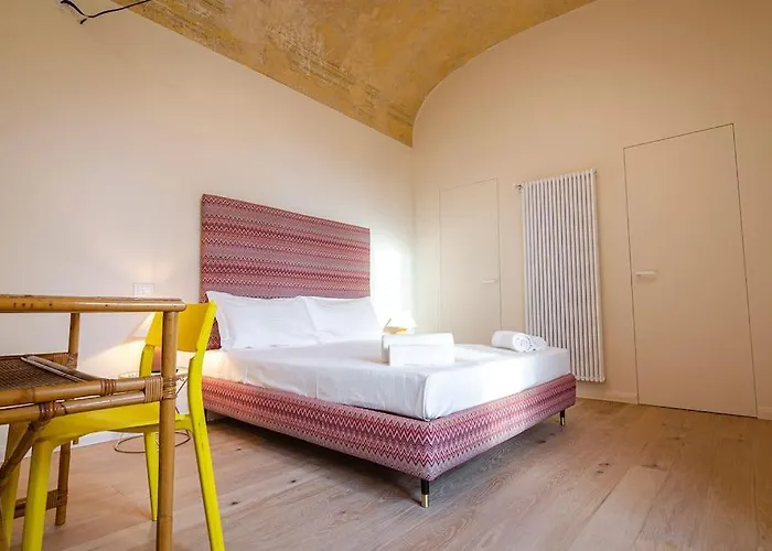 公寓 Casa Aldrovandi: Elegante E In Centro Storico