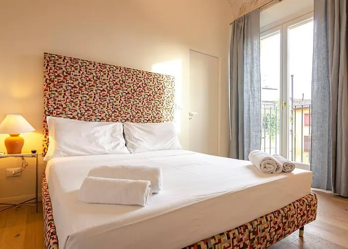 Apartment Casa Aldrovandi: Elegante E In Centro Storico Bologna