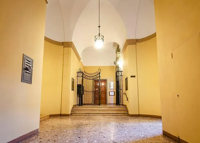 Casa Aldrovandi: Elegante E In Centro Storico *